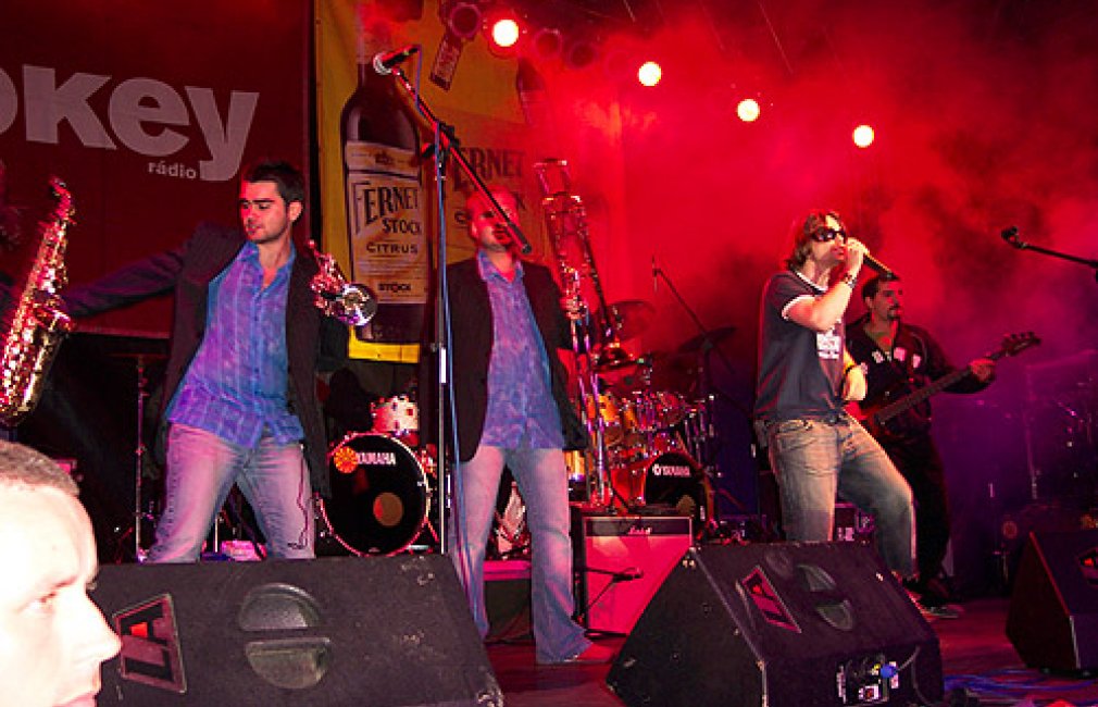 05.jpg