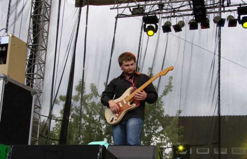 topfest_08.jpg